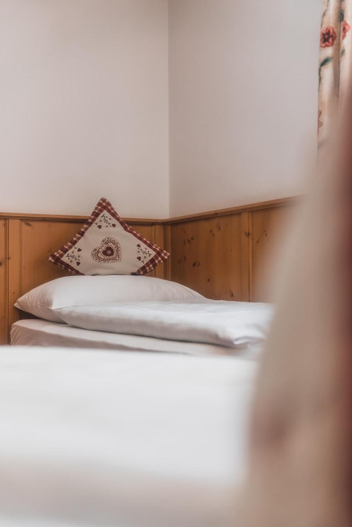 Hotel Villa Waldheim San Candido Chambre photo