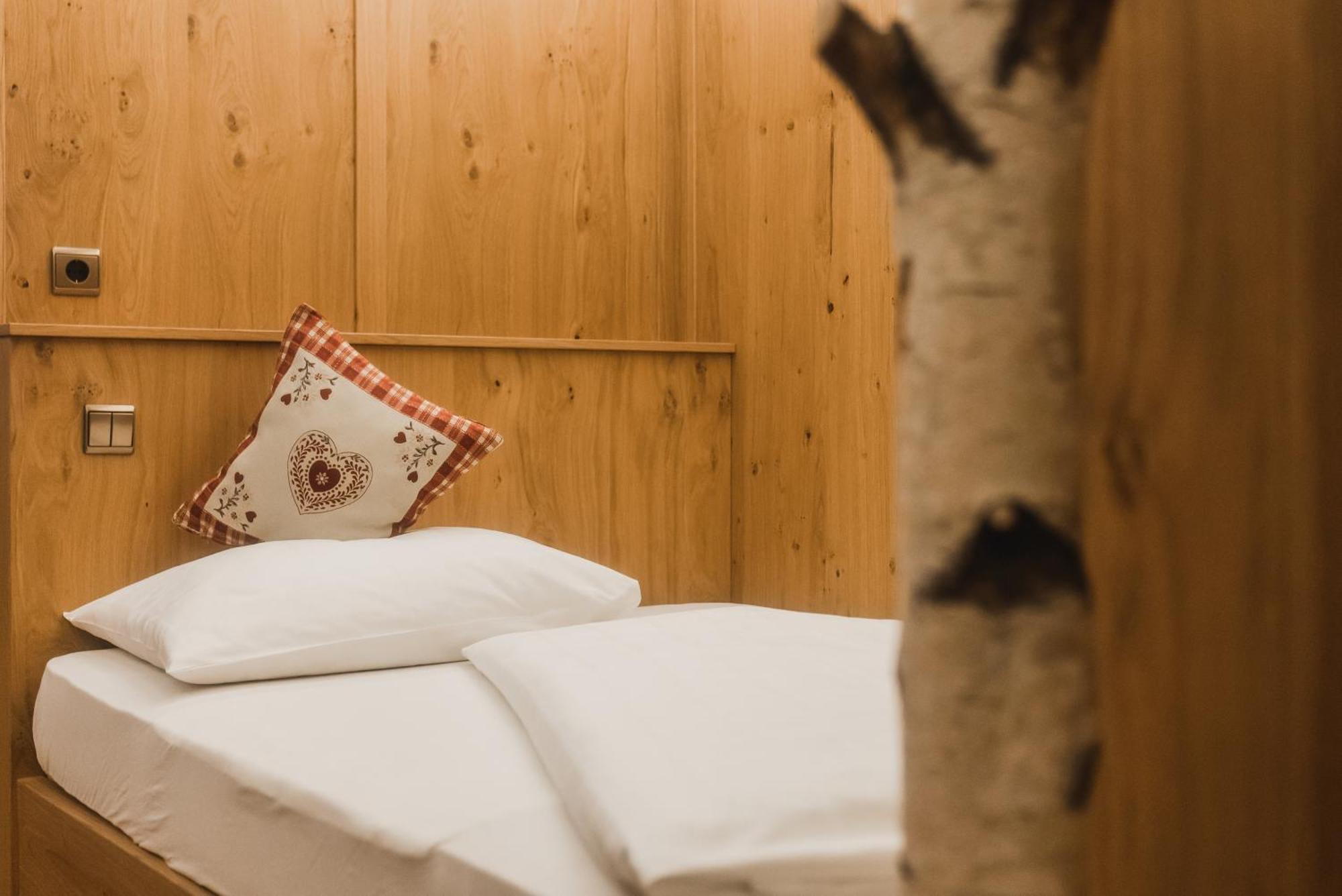 Hotel Villa Waldheim San Candido Extérieur photo